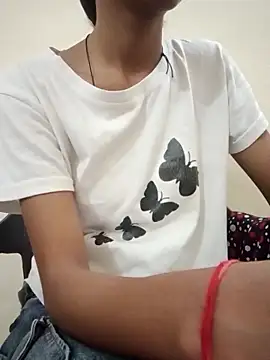 Snapshot of Kumkum_36 chatting on October 2025 04:31:02 AM Kumkum 36 online show from October 2025 04:31:02 AM