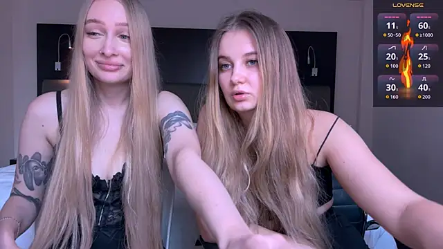 Snapshot of Femdom_Lola chatting on February 2026 07:24:01 AM Femdom Lola online show from February 2026 07:24:01 AM