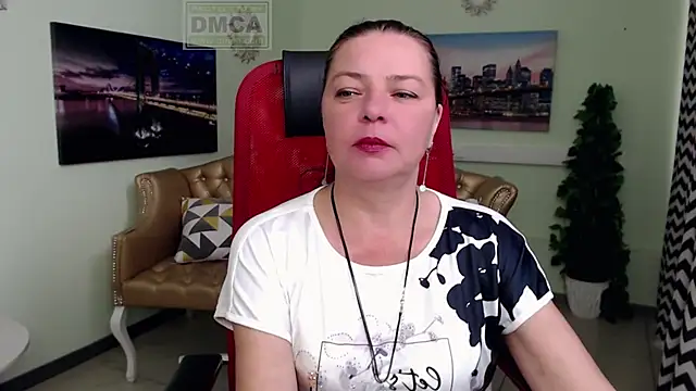 Snapshot of Lily_flower7 chatting on June 2026 06:35:01 AM Lily flower7 online show from June 2026 06:35:01 AM