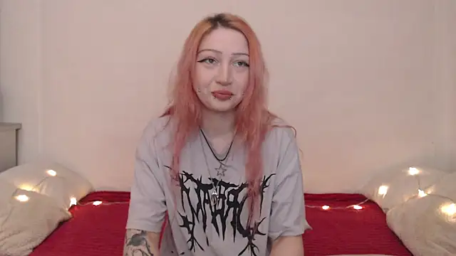 Emily hardcore online show from April 2026 10:05:01 PM