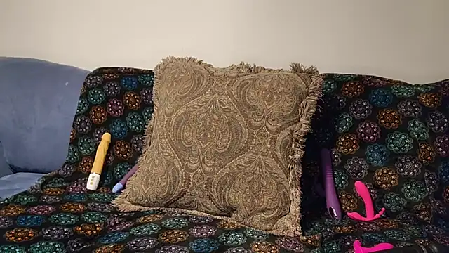 samone9 online show from October 2025 03:53:01 PM