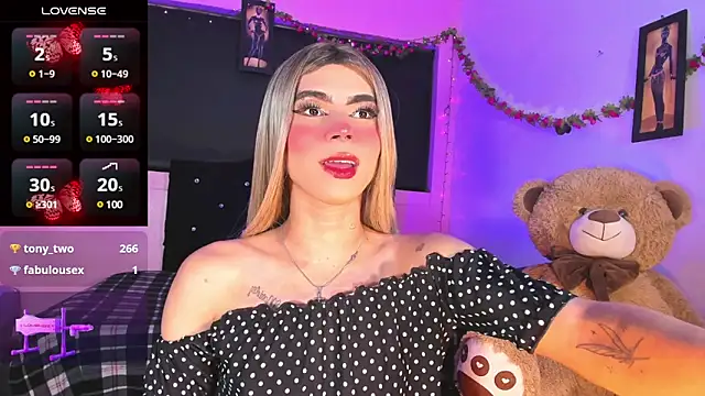 Snapshot of rosedewitt chatting on February 2025 10:56:02 AM rosedewitt online show from February 2025 10:56:02 AM