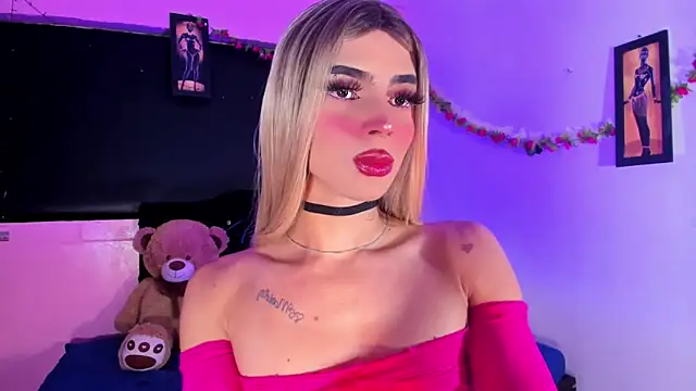 Snapshot of rosedewitt chatting on March 2025 11:03:01 AM rosedewitt online show from March 2025 11:03:01 AM