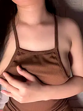 Thao-Cherry online show from November 2025 05:44:01 PM