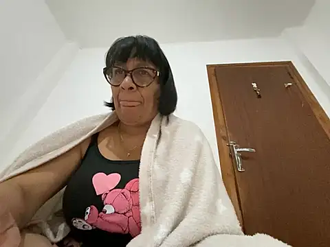 sweeviolet online show from April 2026 06:36:01 AM