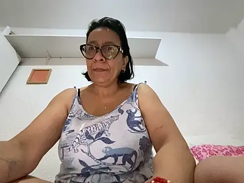 sweeviolet online show from May 2026 06:44:01 AM