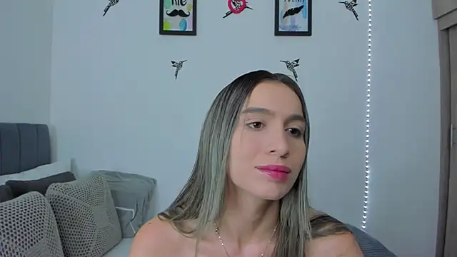 im sarah34 online show from January 2026 09:09:01 PM