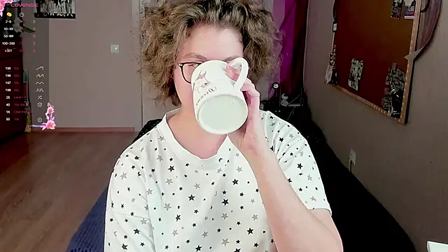 Sashy Way online show from February 2025 12:32:01 PM