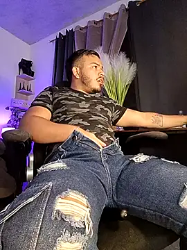 Naughty Charly online show from September 2025 01:23:01 PM