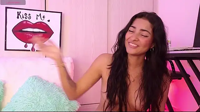 Snapshot of Yues050600 chatting on December 2024 03:16:02 AM Yues050600 online show from December 2024 03:16:02 AM