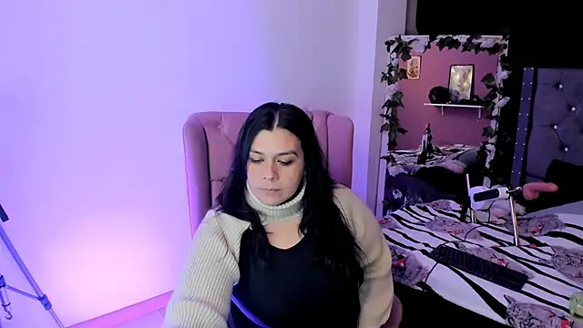 Snapshot of martina_foxy_ chatting on February 2025 11:28:01 AM martina foxy online show from February 2025 11:28:01 AM