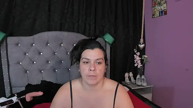 Snapshot of martina_foxy_ chatting on March 2025 10:40:01 PM martina foxy online show from March 2025 10:40:01 PM