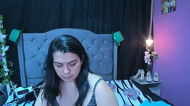 Snapshot of martina_foxy_ chatting on March 2025 06:14:01 PM martina foxy online show from March 2025 06:14:01 PM