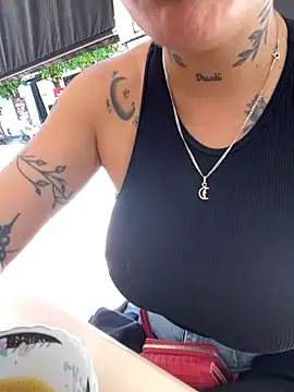 ivanna rivera online show from October 2025 04:16:02 PM