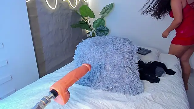 Isa  Blanc online show from January 2025 07:15:01 AM