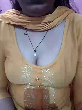 Cute nidhi online show from December 2024 05:07:02 AM