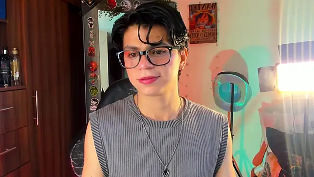 marckalexis online show from April 2026 03:47:02 PM