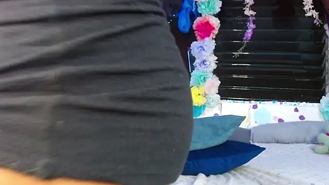 Karly coffe online show from March 2025 10:13:02 AM