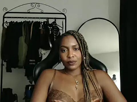 marisilva br online show from March 2025 04:56:01 AM