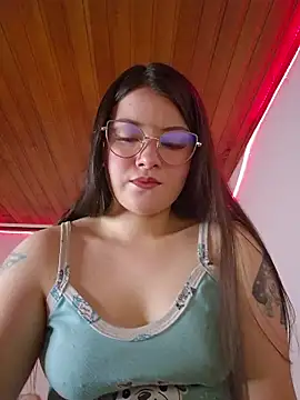 juli05star20 online show from May 2026 11:20:01 PM