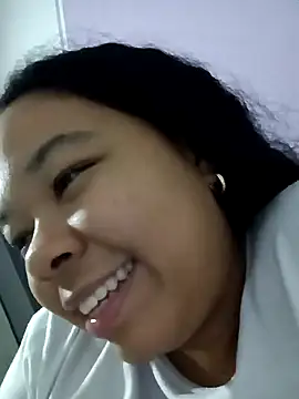 Snapshot of XMara chatting on January 2025 05:02:01 AM XMara online show from January 2025 05:02:01 AM