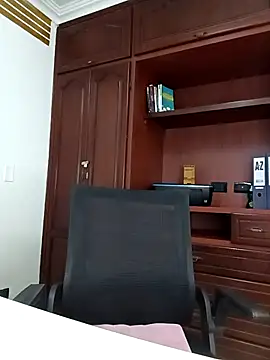 Snapshot of XMara chatting on February 2025 02:18:01 AM XMara online show from February 2025 02:18:01 AM