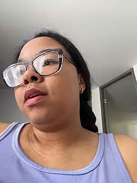 XMara online show from February 2026 05:09:02 PM