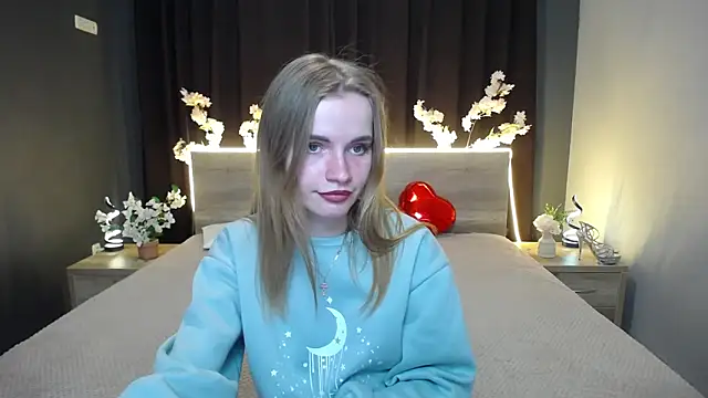 MargaritaKiss online show from April 2026 06:32:01 PM