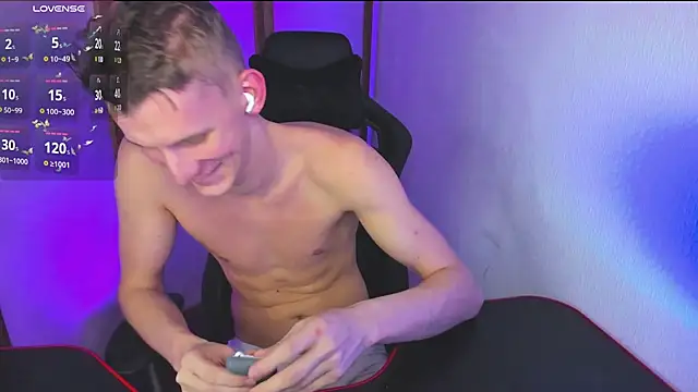 Brad Maloney online show from February 2025 08:25:01 PM