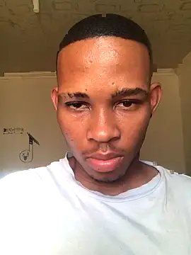 Snapshot of MixedItem chatting on October 2025 02:35:01 PM MixedItem online show from October 2025 02:35:01 PM