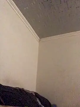 Snapshot of MixedItem chatting on October 2025 03:18:02 PM MixedItem online show from October 2025 03:18:02 PM