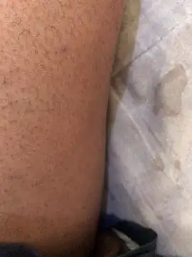 Snapshot of MixedItem chatting on November 2025 12:05:02 PM MixedItem online show from November 2025 12:05:02 PM