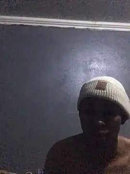 Snapshot of MixedItem chatting on November 2025 08:19:02 PM MixedItem online show from November 2025 08:19:02 PM