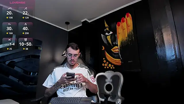 CodyWalkerR online show from September 2025 05:35:01 PM