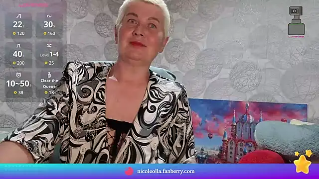NicoleOlla online show from May 2026 02:25:01 PM