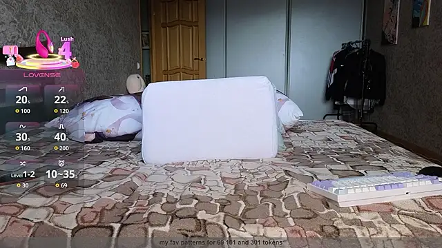 bebrochka41  online show from March 2026 11:17:01 AM