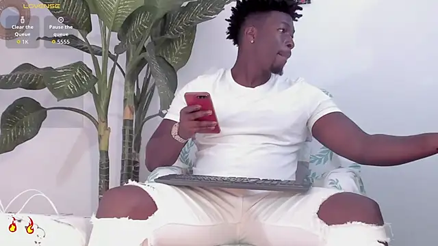 Snapshot of michaell_james7 chatting on October 2025 07:30:02 PM michaell james7 online show from October 2025 07:30:02 PM