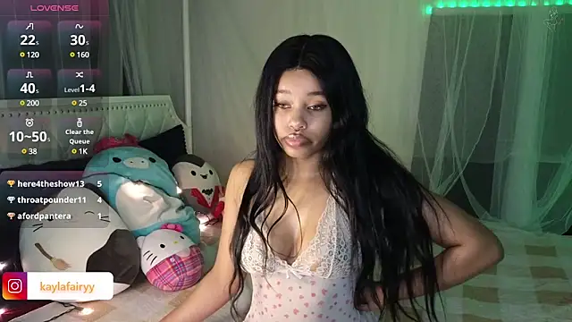 lovekaylaa online show from December 2024 12:12:02 PM