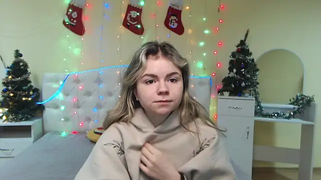 TinaRedly online show from January 2025 01:30:01 PM