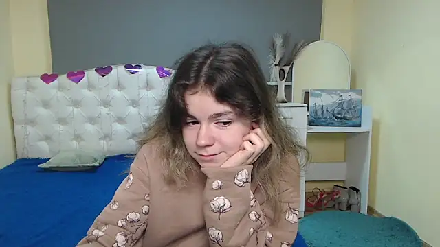 TinaRedly online show from October 2025 05:50:01 AM