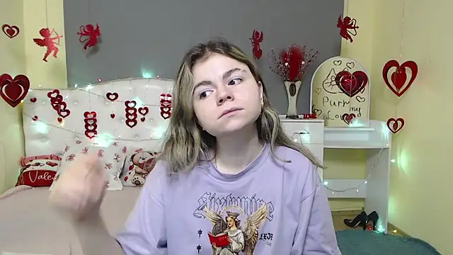 TinaRedly online show from February 2026 07:38:02 AM