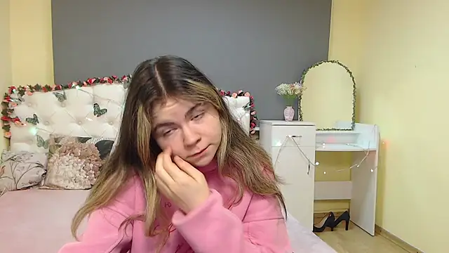 TinaRedly online show from February 2026 06:36:02 AM