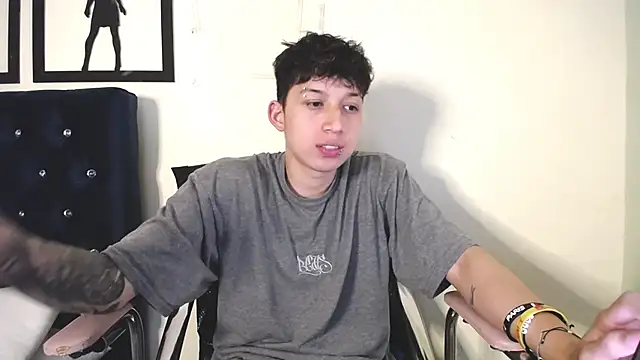 Snapshot of _Thomas_hot_ chatting on October 2025 01:50:02 AM Thomas hot online show from October 2025 01:50:02 AM