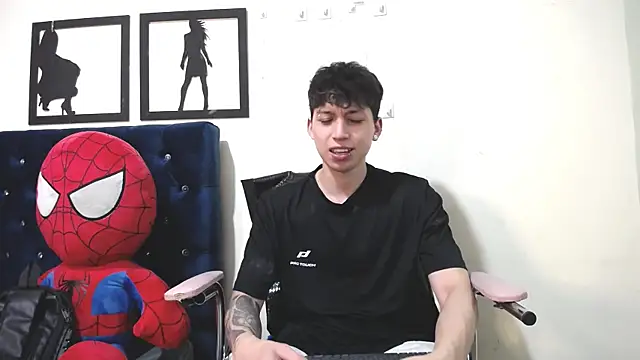 Snapshot of _Thomas_hot_ chatting on November 2025 04:12:01 AM Thomas hot online show from November 2025 04:12:01 AM