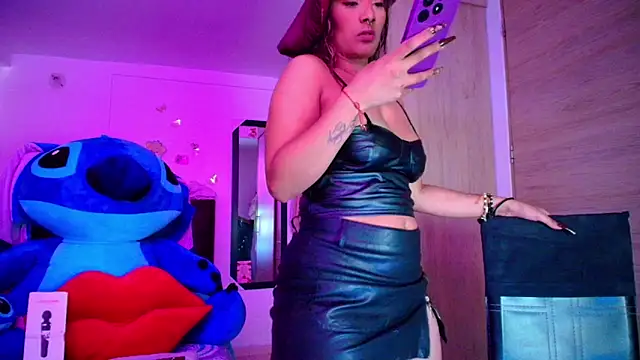 megan collins96 online show from October 2025 04:04:02 PM