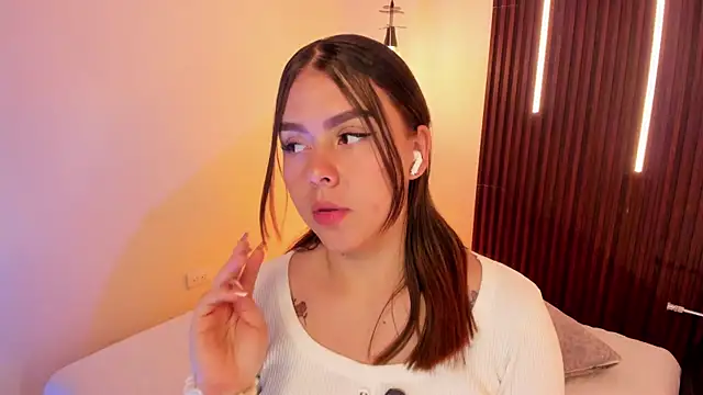 ArianaBaker online show from April 2026 12:51:02 PM