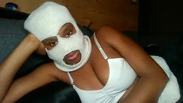 LabelleOnyx online show from March 2026 08:45:01 PM