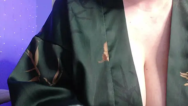 missdaniels online show from December 2024 02:33:01 AM