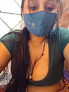 Snapshot of Archna-ji chatting on March 2025 05:08:01 AM Archna-ji online show from March 2025 05:08:01 AM