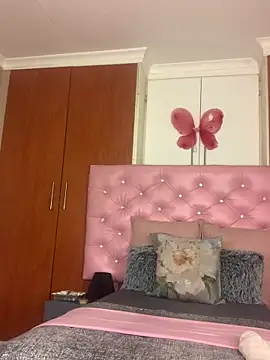 Snapshot of VeryGoodBadGirl1 chatting on November 2025 10:12:01 PM VeryGoodBadGirl1 online show from November 2025 10:12:01 PM